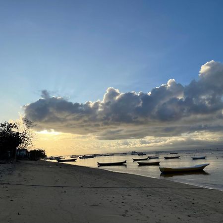 Mangrove Beach Hut レンボンガン島 エクステリア 写真