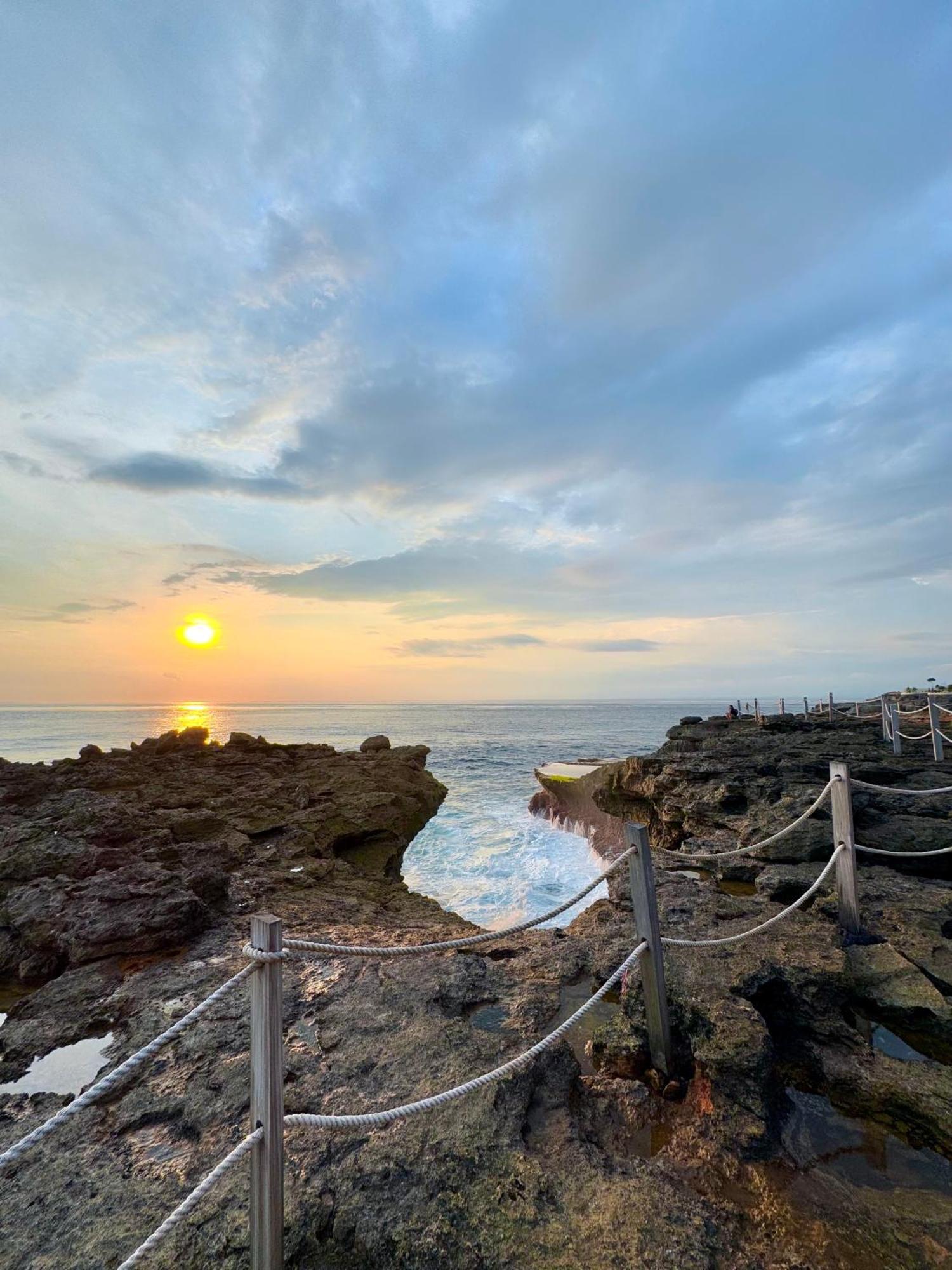 Mangrove Beach Hut レンボンガン島 エクステリア 写真